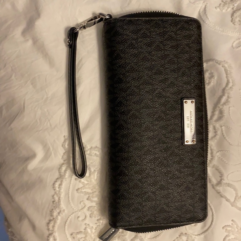Michael Kors wallet with wristlet strap